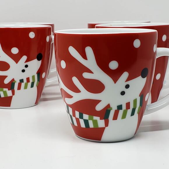 Crate & Barrel Reindeer Set Of 5 Red w/ Scarf Mug or Cup - Coffee, Tea Clean - Picture 9 of 9